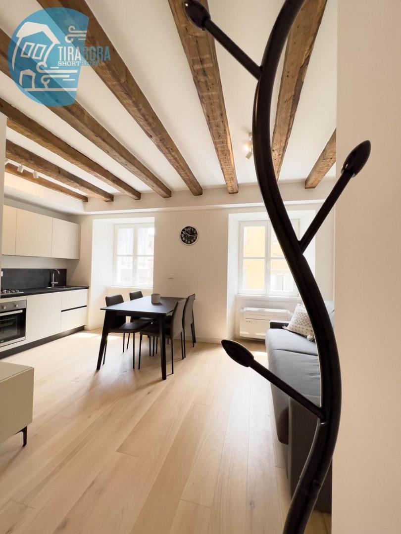 Cavana 10 Tirabora Short Rent Trieste Exterior foto